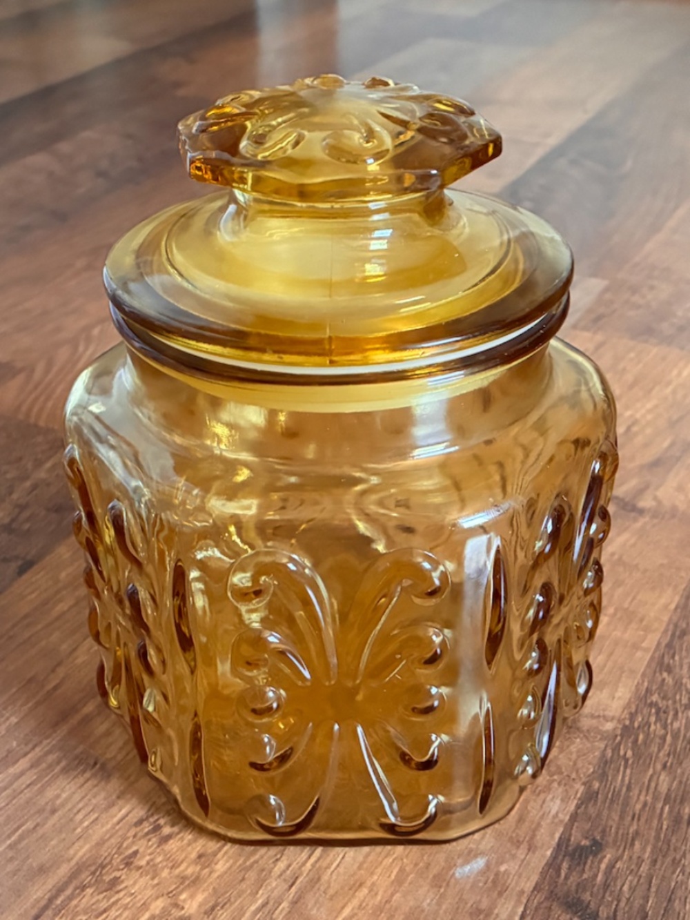 LE Smith Canister